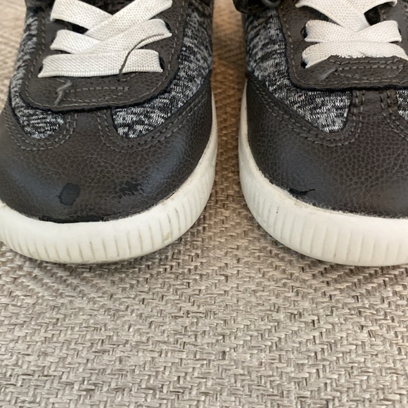 2 pair little boys shoes. Size 8 M. Carters & OshKosh. - Picture 6 of 12